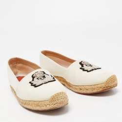 Pre Owned Christian Louboutin Off White Canvas Gala Embroidered Crest Espadrille Flats Size 36