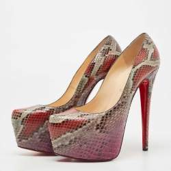 مملوكة مسبقًا Christian Louboutin Multicolor Python Daffodile Pumps Size 41