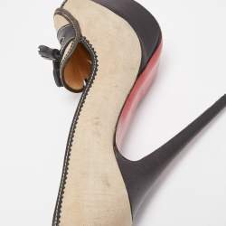 Pre Owned Christian Louboutin Beige/Black Canvas and Leather Alta Campus Pumps Size 36.5