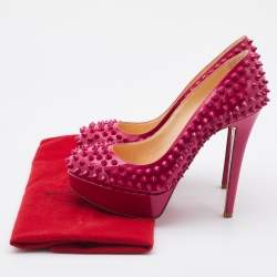 Pre Owned حذاء كعب عالي كريستيان لوبوتان ألتي سبايك جلد أحمر لامع نعل سميك مقاس 37.5