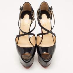 مملوكة مسبقًا Christian Louboutin Black Patent Leather Exgona Sandals Size 40