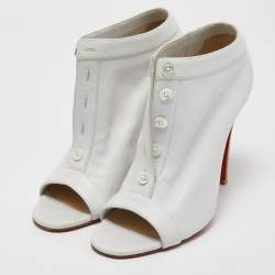 مملوكة مسبقًا Christian Louboutin White Leather Maotic Boots Size 38