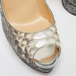 مملوكة مسبقًا Christian Louboutin Cream/Brown Python Leather Lady Peep Pumps Size 40