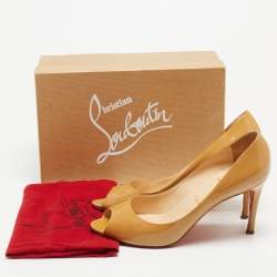 Pre Owned Christian Louboutin Beige Patent Leather Matar Claude Peep Toe Pumps Size 40.5