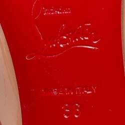 مملوكة مسبقًا Christian Louboutin Beige Patent Leather Hot Chick Pumps Size 36