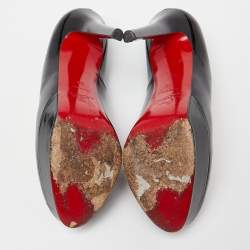 مملوكة مسبقًا Christian Louboutin Black Patent Leather Bianca Pumps Size 38
