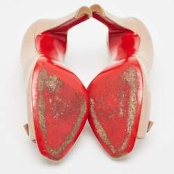 Pre Owned حذاء كعب عالي كريستيان لوبوتان جلد بيج لامع بإبزيم مقدمة مدببة مقاس 37.5