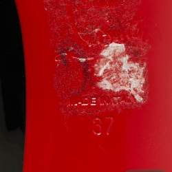 مملوكة مسبقًا Christian Louboutin Black Patent Leather Dolly Pumps Size 37