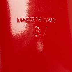 مملوكة مسبقًا Christian Louboutin Beige/Silver Mesh and Glitter Follies Strass Pumps Size 37