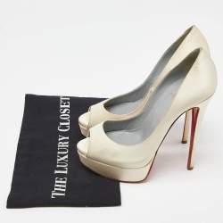 مملوكة مسبقًا Christian Louboutin Cream Satin Lady Peep Toe Platform Pumps Size 37