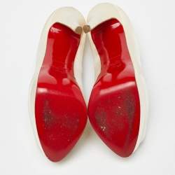 مملوكة مسبقًا Christian Louboutin Cream Satin Lady Peep Toe Platform Pumps Size 37
