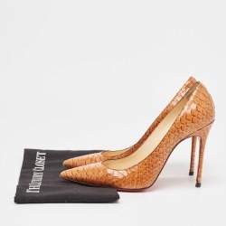 مملوكة مسبقًا Christian Louboutin Gold Python Leather Pointed Toe Pumps Size 38.5