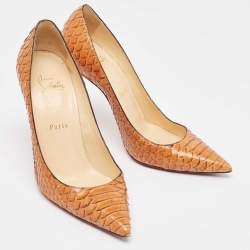 مملوكة مسبقًا Christian Louboutin Gold Python Leather Pointed Toe Pumps Size 38.5