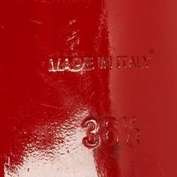 مملوكة مسبقًا Christian Louboutin Gold Leather Pointed Toe Pumps Size 36.5