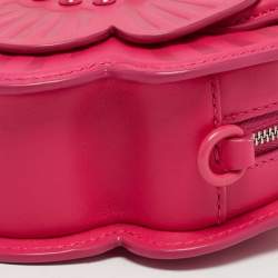 مملوكة مسبقًا Coach Tea Rose Magenta Leather Crossbody Bag
