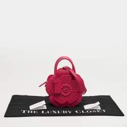 مملوكة مسبقًا Coach Tea Rose Magenta Leather Crossbody Bag