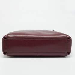 مملوكة مسبقًا حقيبة كوتش كريستي كاريال كبيرة جلد بورجوندي