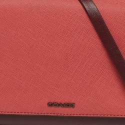 مملوكة مسبقًا حقيبة كروس بدن كوتش جلد سفينو خمري / وردي خوخي