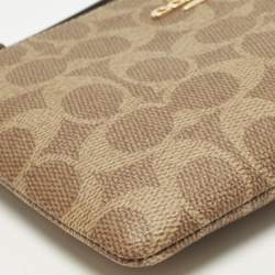 Pre Owned حقيبة يد بمعصم كوتش قماش beige مغطى بتوقيع الزوايا