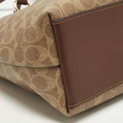 Pre Owned حقيبة يد كوتش ستايشن كانفاس مغلف بنقش الشعار بيج/بني