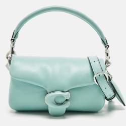 مملوكة مسبقًا Coach Tabby Pillow 18 Light Blue Leather Shoulder Bag