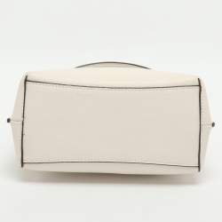 Pre Owned حقيبة دلو جلد أبيض كوتش مولي