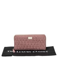 مملوكة مسبقًا Coach Pink Madison Leather Accordion Zip Around Wallet