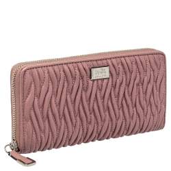 مملوكة مسبقًا Coach Pink Madison Leather Accordion Zip Around Wallet