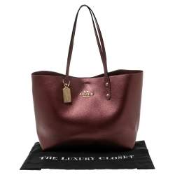 Pre Owned Coach Metallic Burgundy Leather City Tote