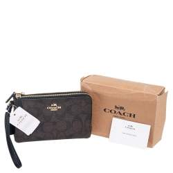 مملوكة مسبقًا Coach Brown Signature Coated Canvas Double Zip Wristlet
