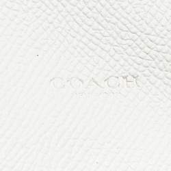 مملوكة مسبقًا محفظة بسلسلة كوتش كروشتاون جلد أبيض