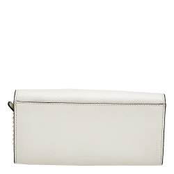 مملوكة مسبقًا محفظة بسلسلة كوتش كروشتاون جلد أبيض