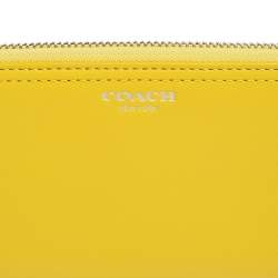 Pre Owned Coach Yellow Leather Legacy Slim Continental  Wallet