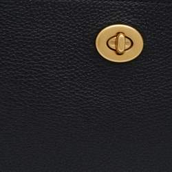 Pre Owned Coach Black Leather Shoulder Bag