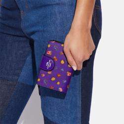 Pre Owned Coach Purple Leather Vintage Rose Print Zip Wallet