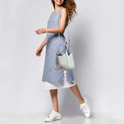 Pre Owned Coach Grey/Blue Pebbled Leather Hadley 21 Hobo