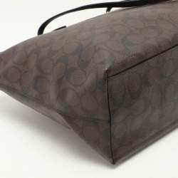 Pre Owned Coach Black/Brown Signature Coated Canvas and Leather City Zip Tote