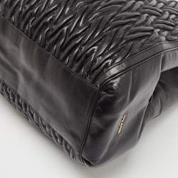Pre Owned Coach Black Gathered Twist Leather Madison Phoebe Shoulder Bag