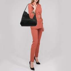 Pre Owned Coach Black Gathered Twist Leather Madison Phoebe Shoulder Bag