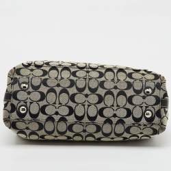 Coach Black/White Signature Canvas and Leather Shoulder Bag