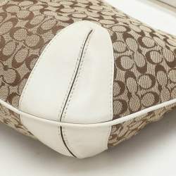 Pre Owned Coach Beige/White Signature Canvas and Leather Shoulder Bag