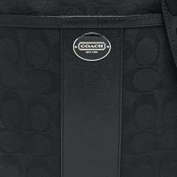 Pre Owned Coach Black Signature Canvas and Leather Swingpack Crossbody Bag