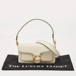 Pre Owned Coach White Pebbled Leather Tabby 26 Shoulder Bag