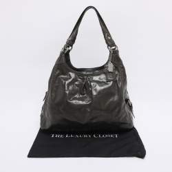 مملوكة مسبقًا حقيبة كتف كوتش ماديسون ماجي جلد لامع أخضر داكن