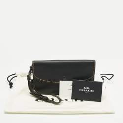 Pre Owned Coach Black Leather Wristlet Clutch