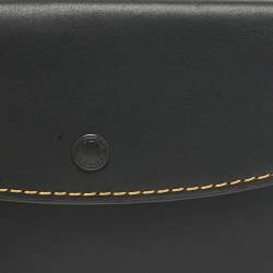 Pre Owned Coach Black Leather Wristlet Clutch