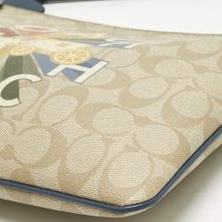 Pre Owned حقيبة يد كبيرة كوتش قماش مغلف بنقشة شعار بيج/أزرق قوس قزح دائري مع حمالة معصم