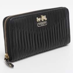 Pre Owned Coach Black Leather and Leather Zip Around