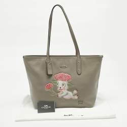 Pre Owned Coach x Gary Baseman Beige Leather Lou City Zip Tote