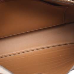 Pre Owned Coach Willow Beige Croc Embossed Leather Bucket bag